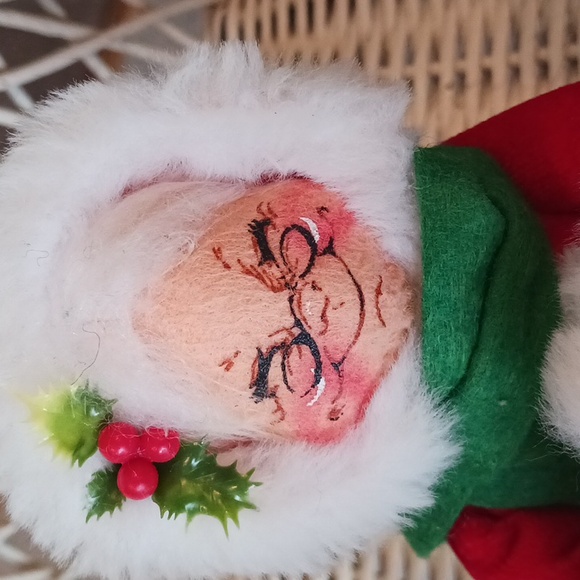 Annalee~ Mr. & Mrs. Claus - Picture 10 of 14